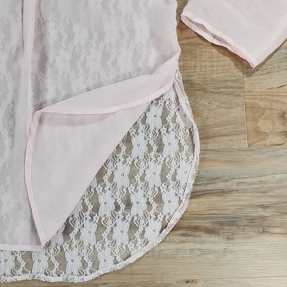 💜Justify Pink Semi-Sheer & Lace Adjustable Sleeve Top Medium - Picture 8 of 10